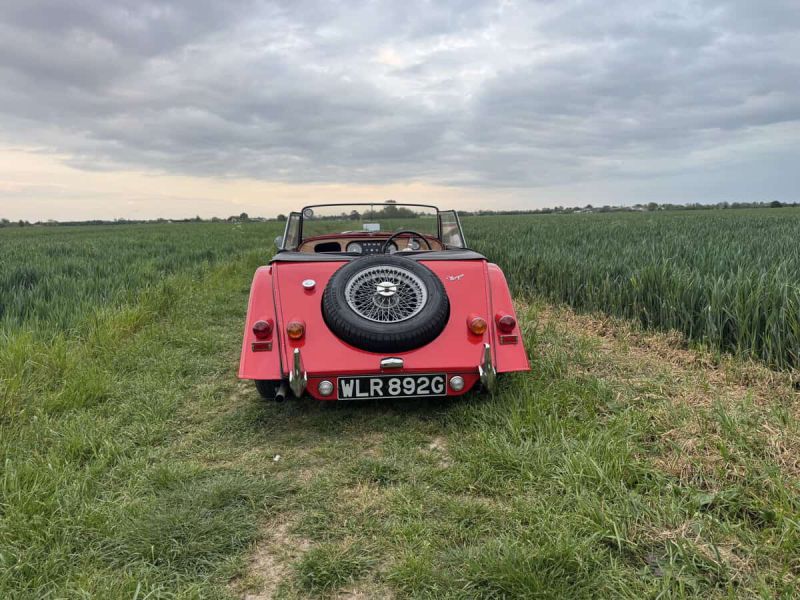 Win this 1969 Morgan 4/4 image 3