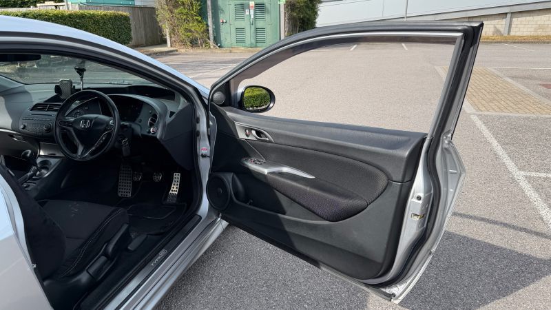 Win this Honda Civic 2010 image 15