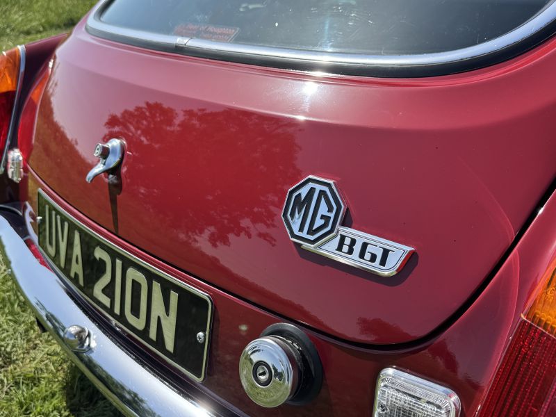 Win this 1974 Factory MGB GT V8 or £20k Cash image 3