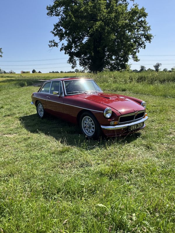 Win this 1974 Factory MGB GT V8 or £20k Cash image 12
