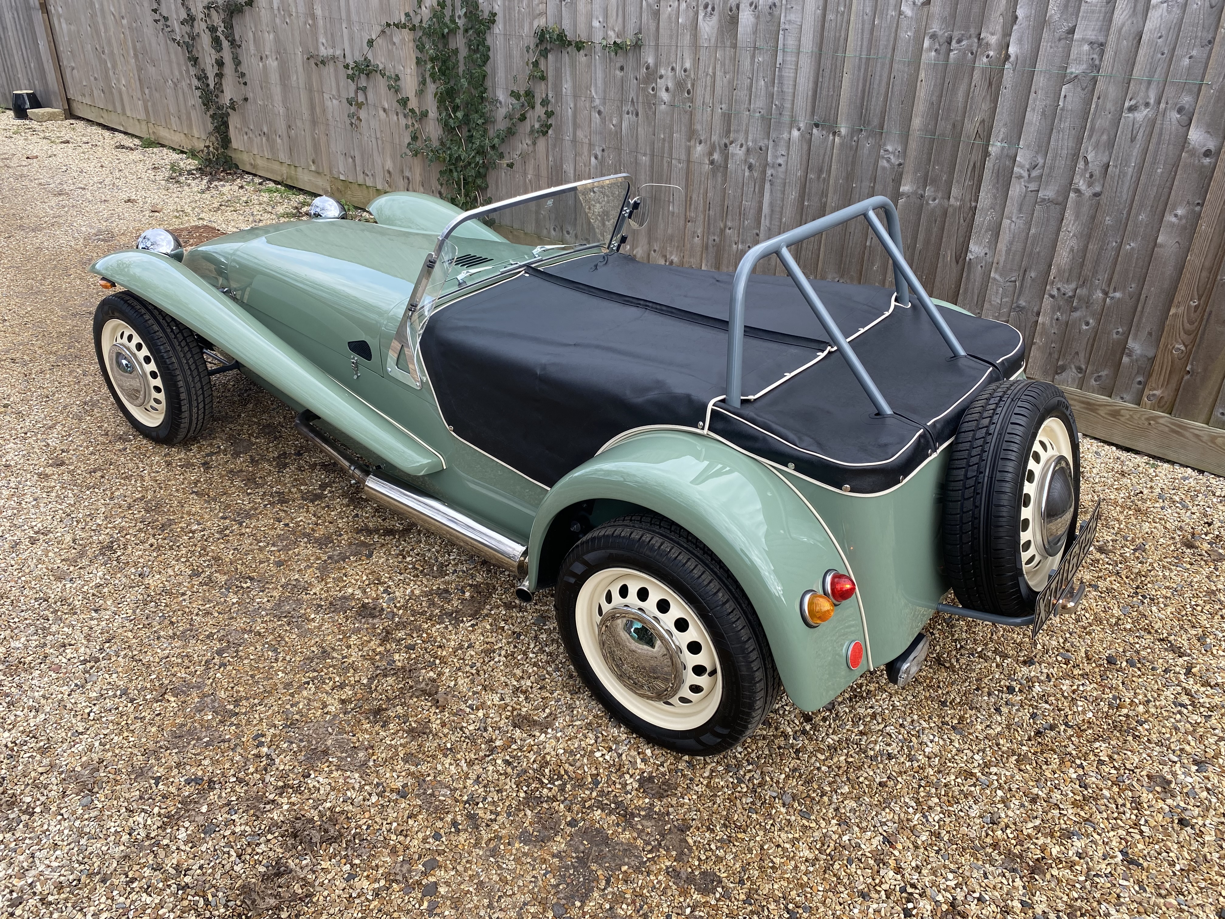 2017 Caterham 7 Sprint - Limited Edition or £20,000 Cash image 3
