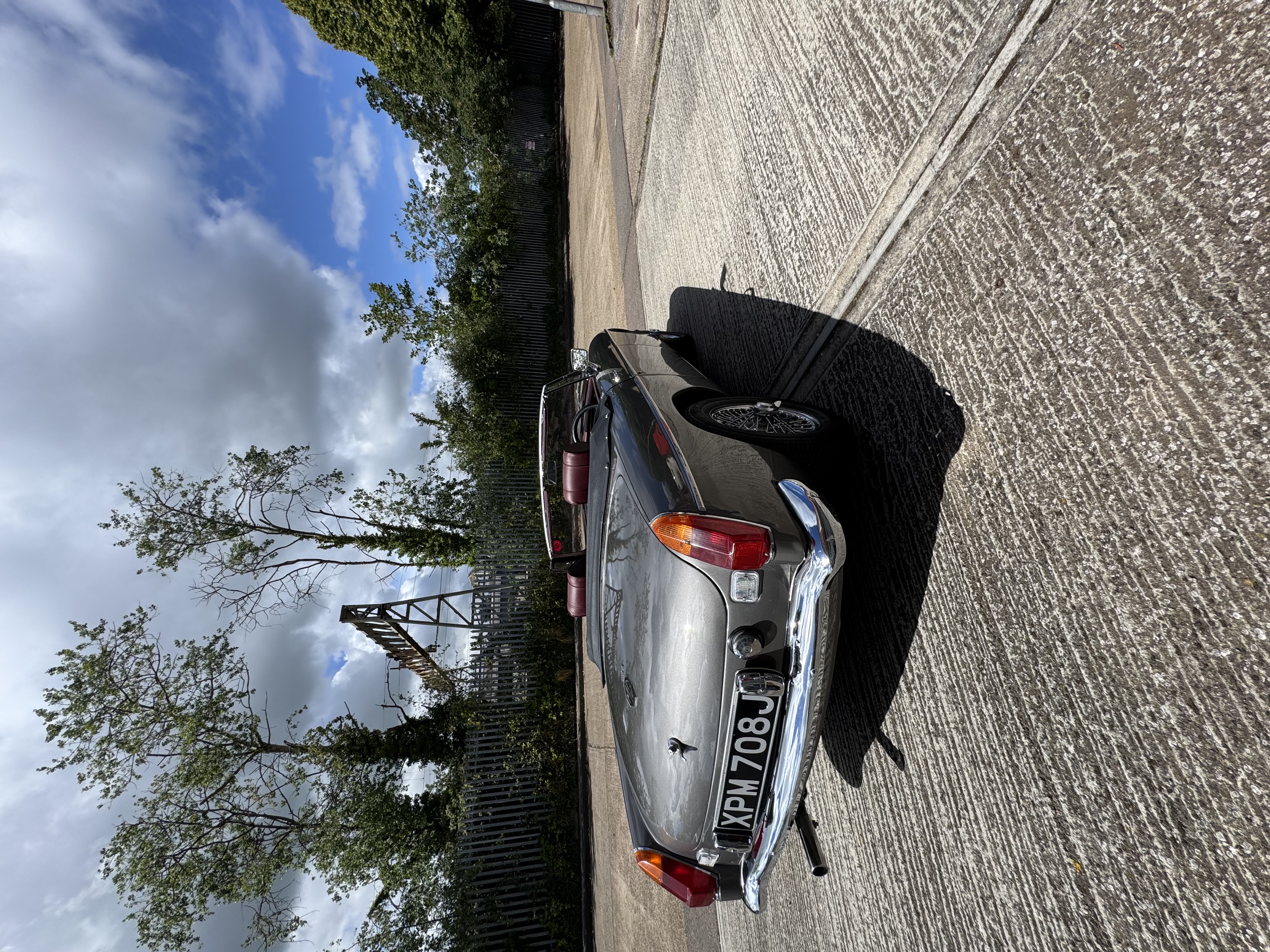 Win This Beautifully Presented 1970 MGB Roadster image 10