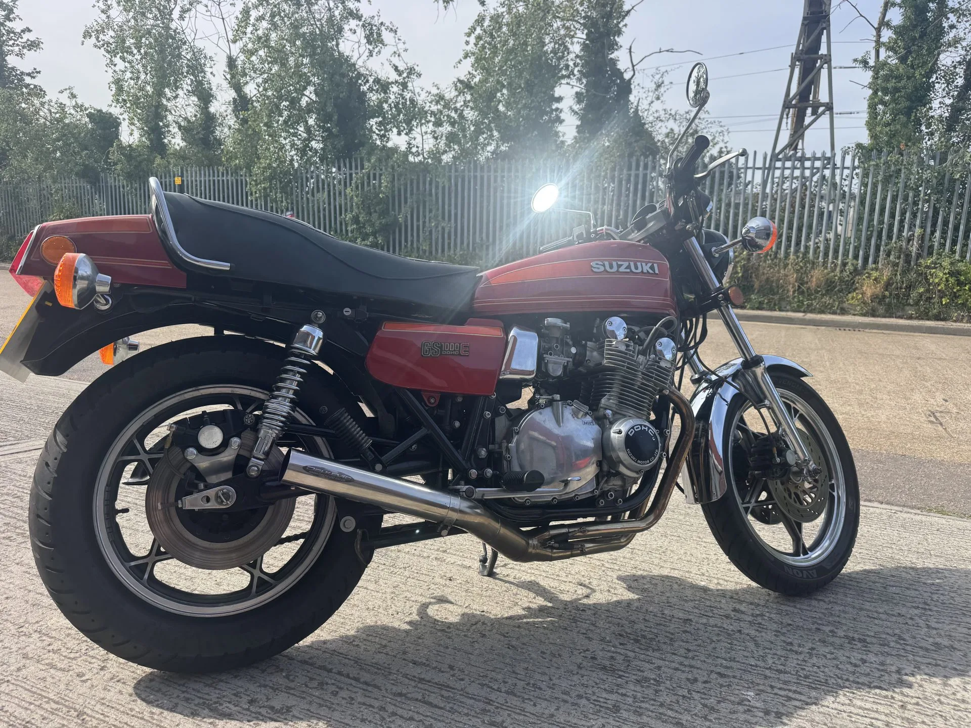 1982 Suzuki GS1000E image 2